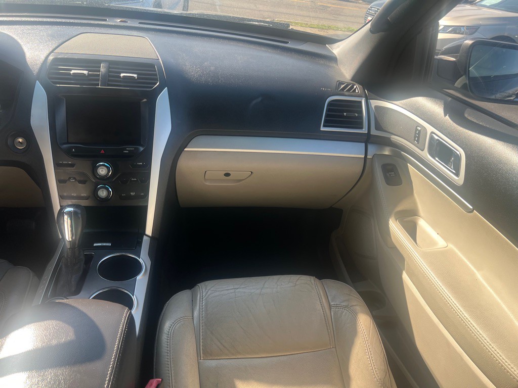2013 Ford Explorer Image 7