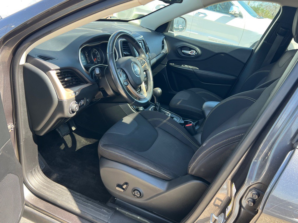 2015 Jeep Cherokee Image 7