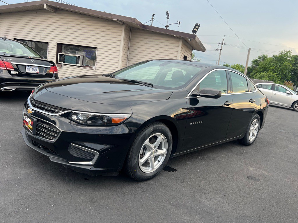 2017 Chevrolet Malibu Image 4