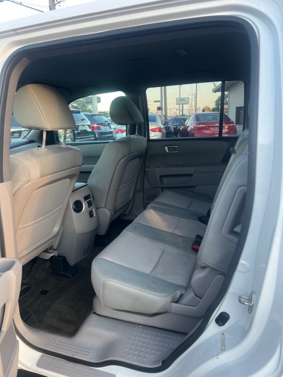 2014 Honda Pilot Image 11