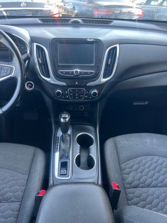 2018 Chevrolet Equinox Image 12