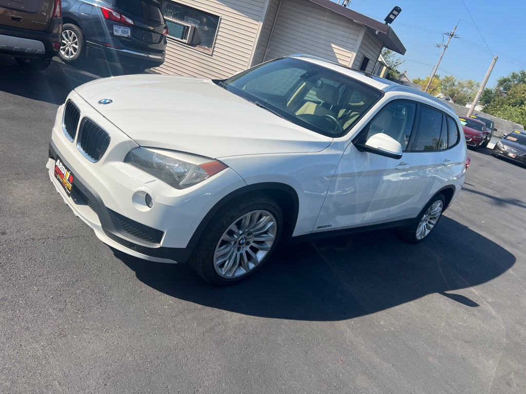 2015 BMW X1 Image 4