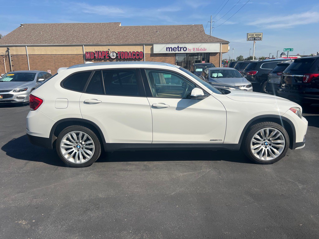 2015 BMW X1 Image 5