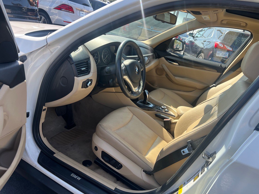 2015 BMW X1 Image 7