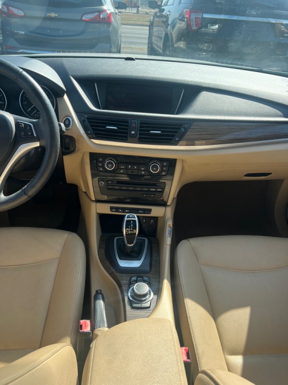 2015 BMW X1 Image 11