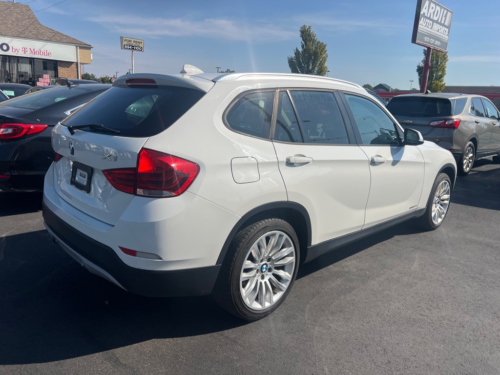 2015 BMW X1 Image 19