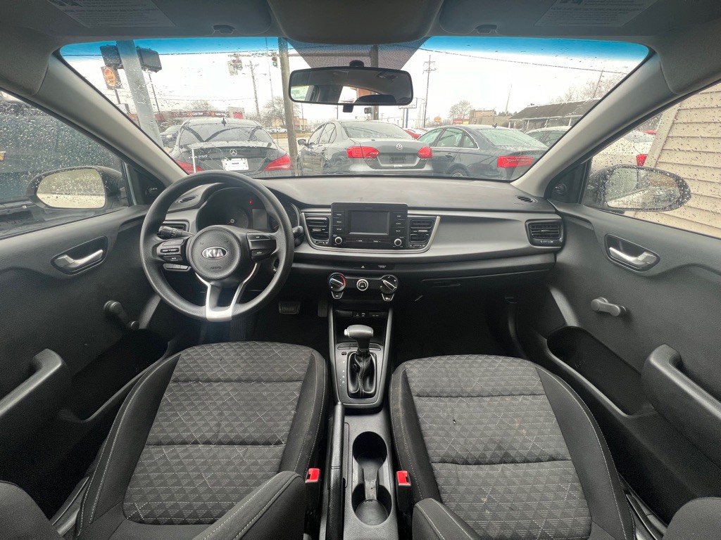 2018 Kia Rio Image 11