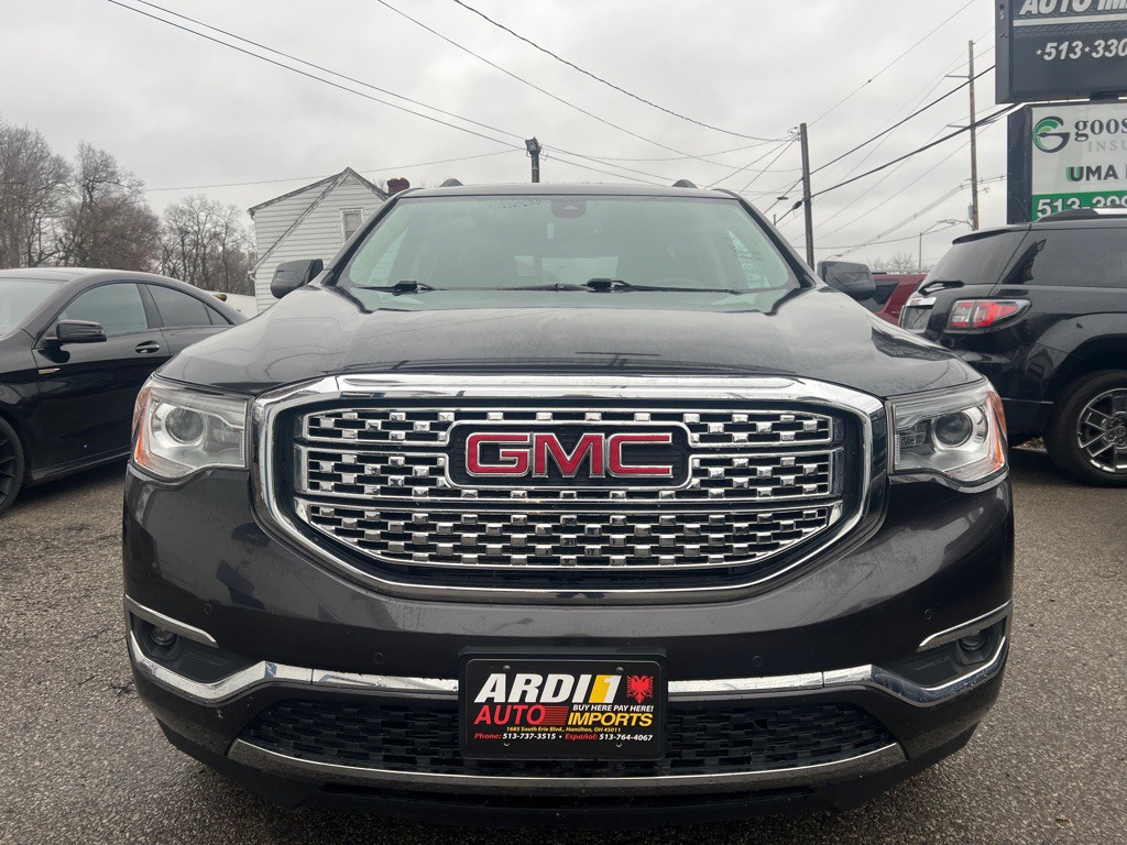 2018 GMC Acadia Image 1