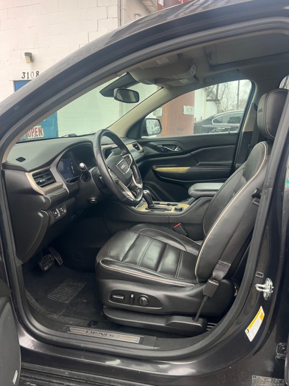 2018 GMC Acadia Image 7