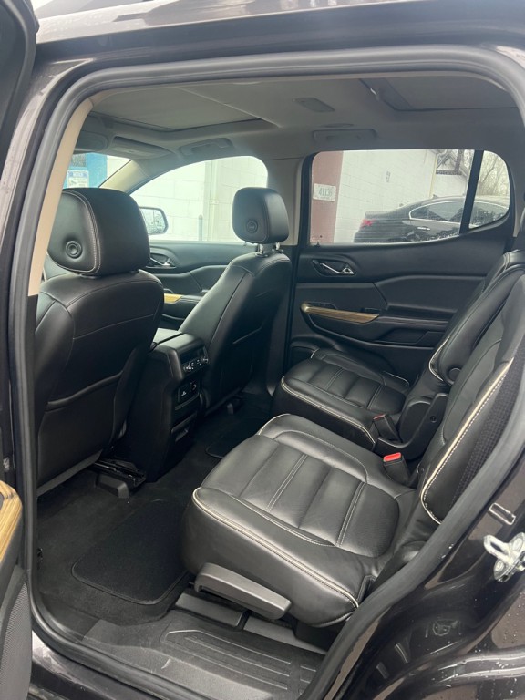 2018 GMC Acadia Image 13