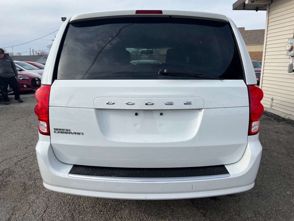 2016 Dodge Grand Caravan Image 4
