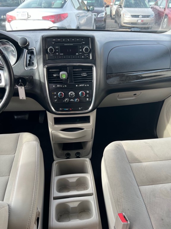2016 Dodge Grand Caravan Image 12