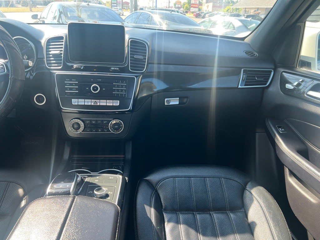 2016 Mercedes-Benz GLE-Class Image 15