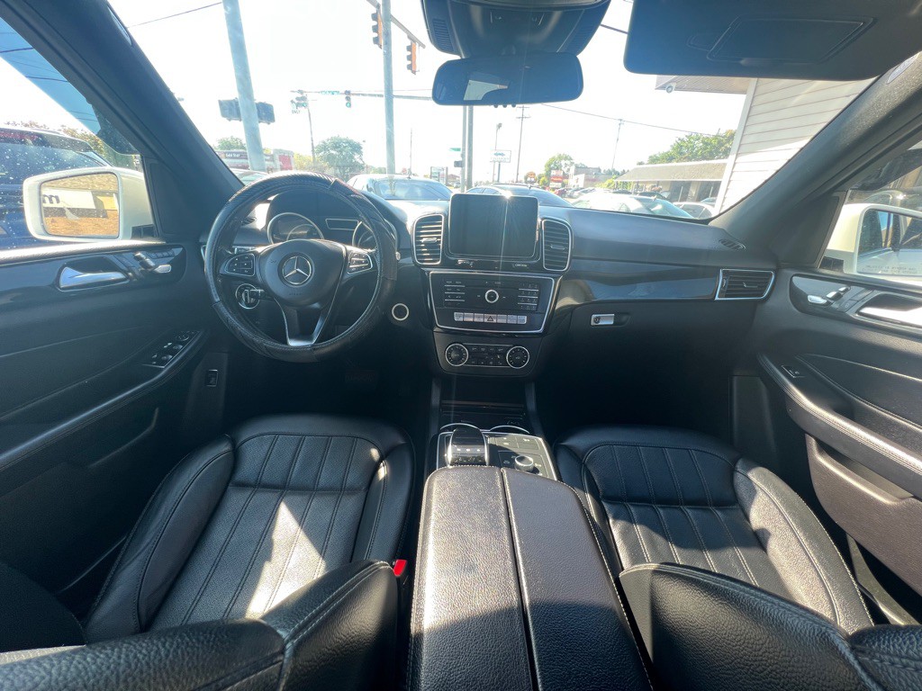 2016 Mercedes-Benz GLE-Class Image 18