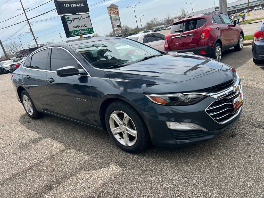 2019 Chevrolet Malibu Image 4