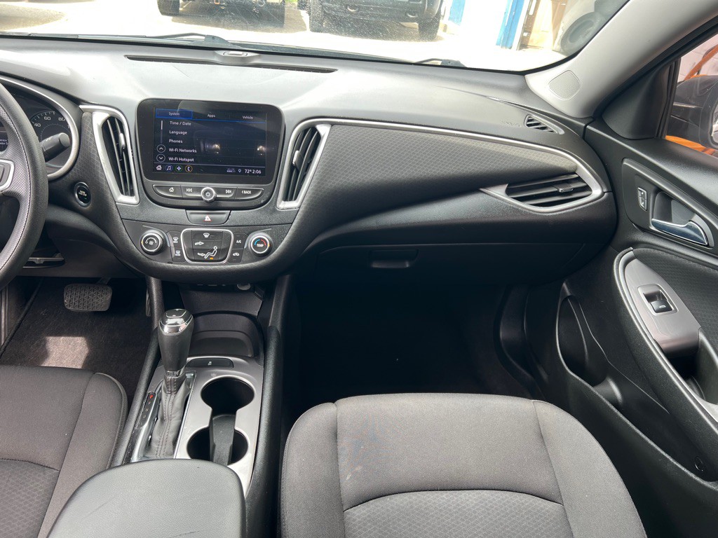 2019 Chevrolet Malibu Image 10