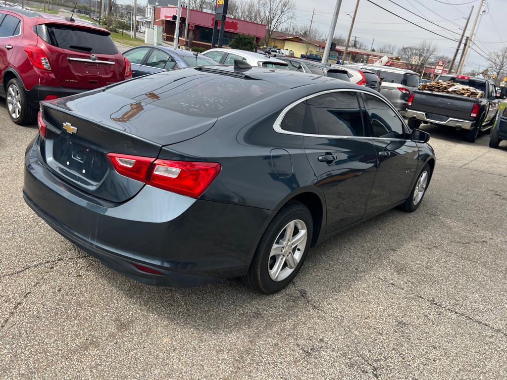2019 Chevrolet Malibu Image 16