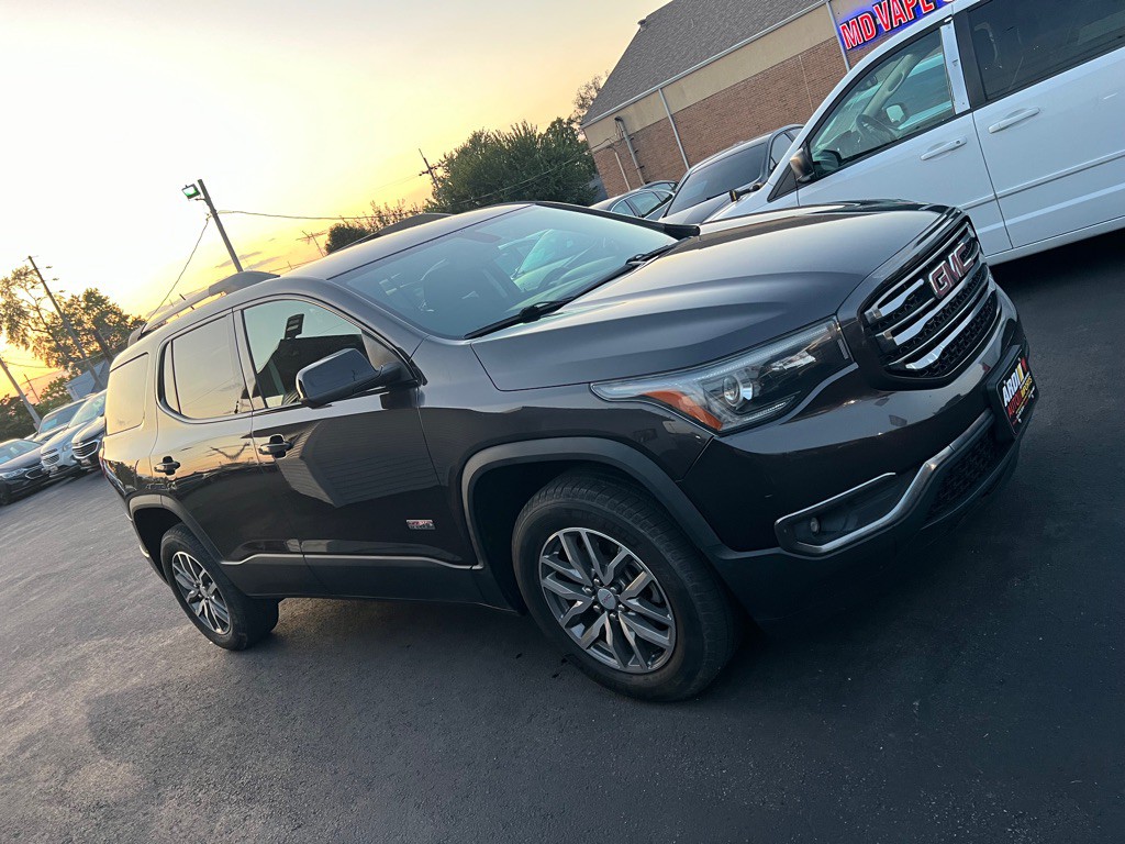 2017 GMC Acadia Image 5