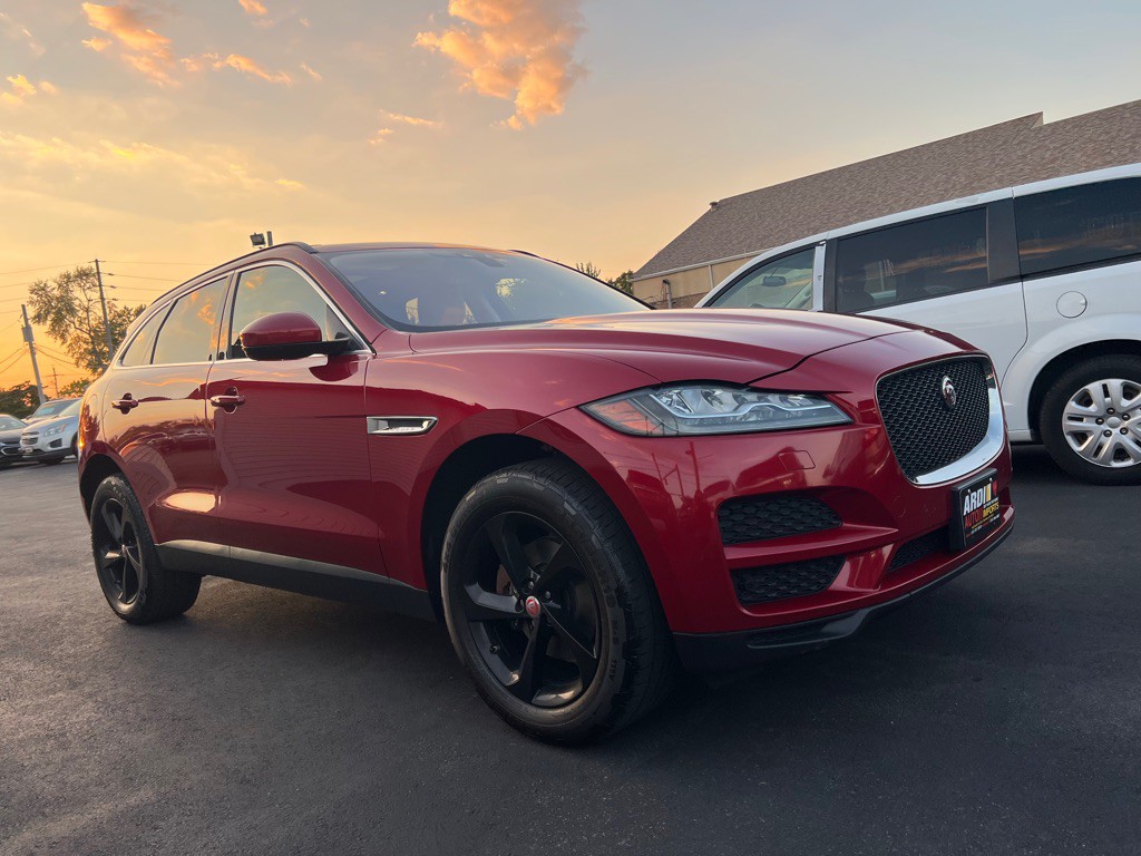2018 Jaguar F-PACE Image 4