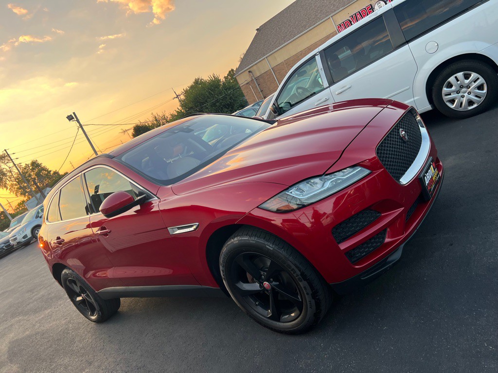 2018 Jaguar F-PACE Image 5