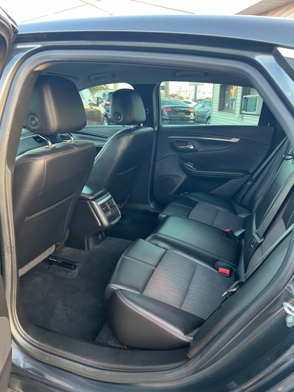 2018 Chevrolet Impala Image 17