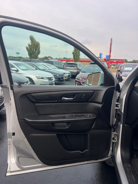 2016 Chevrolet Traverse Image 8