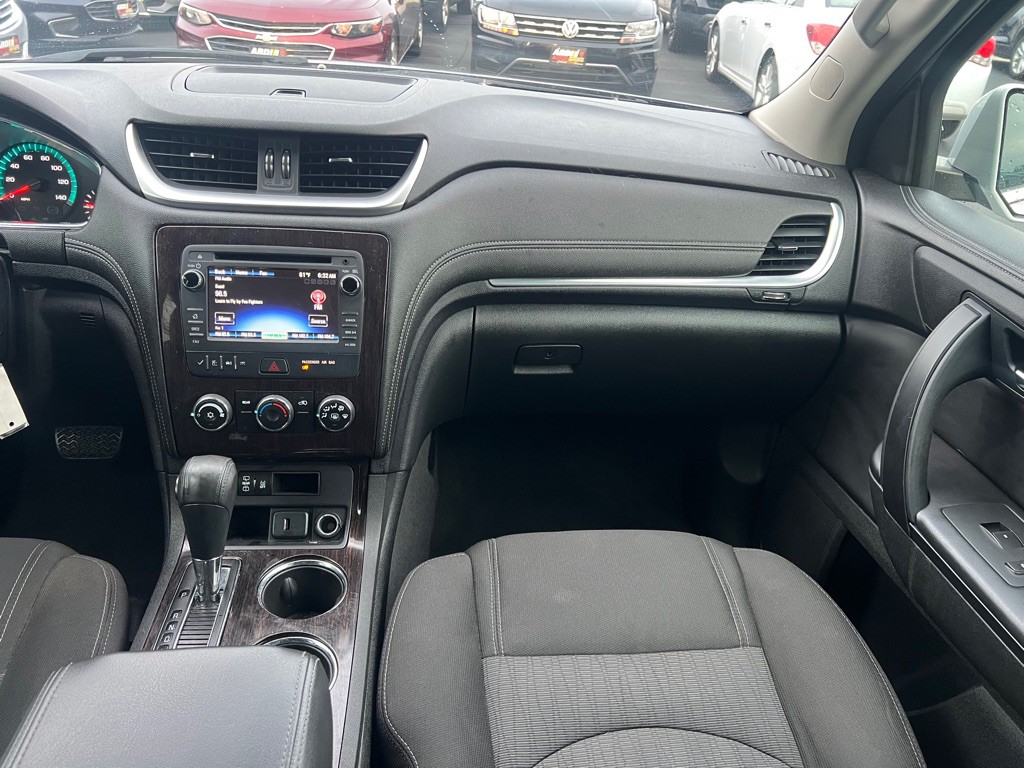 2016 Chevrolet Traverse Image 12