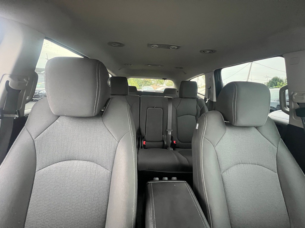 2016 Chevrolet Traverse Image 15