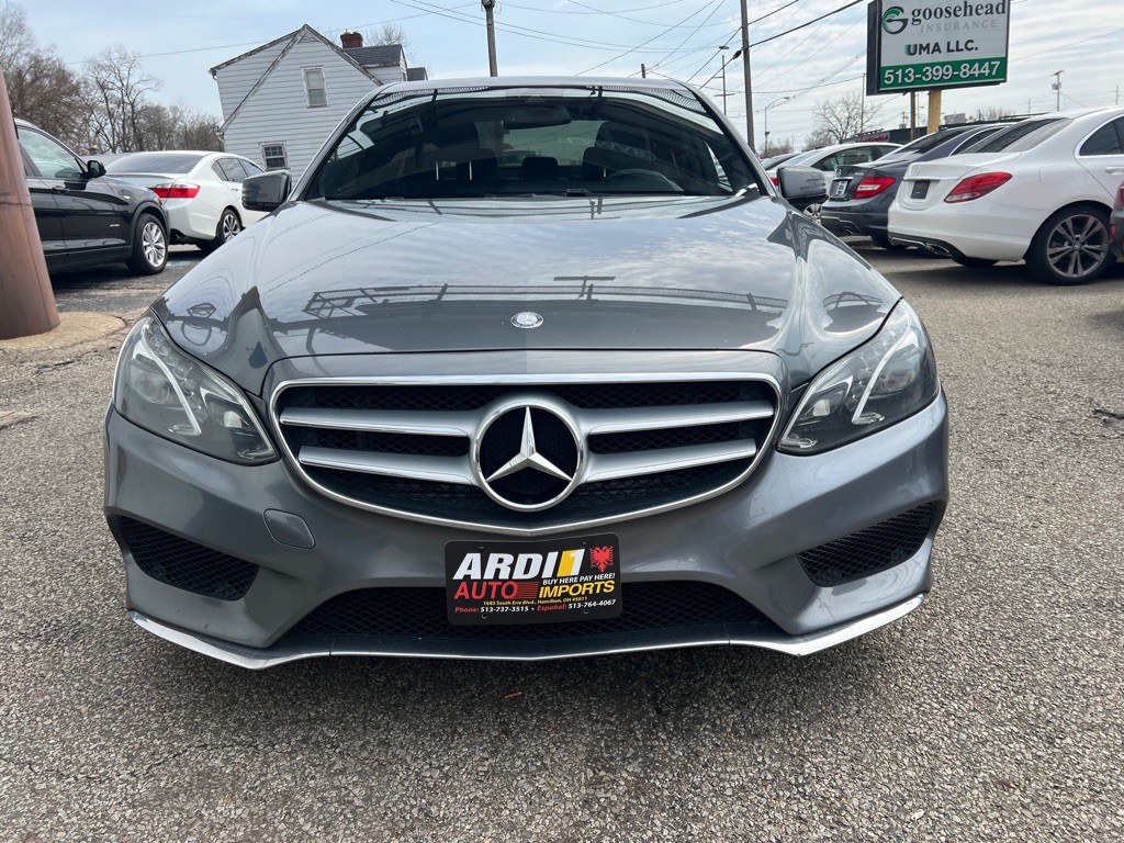 2016 Mercedes-Benz E-Class Image 2