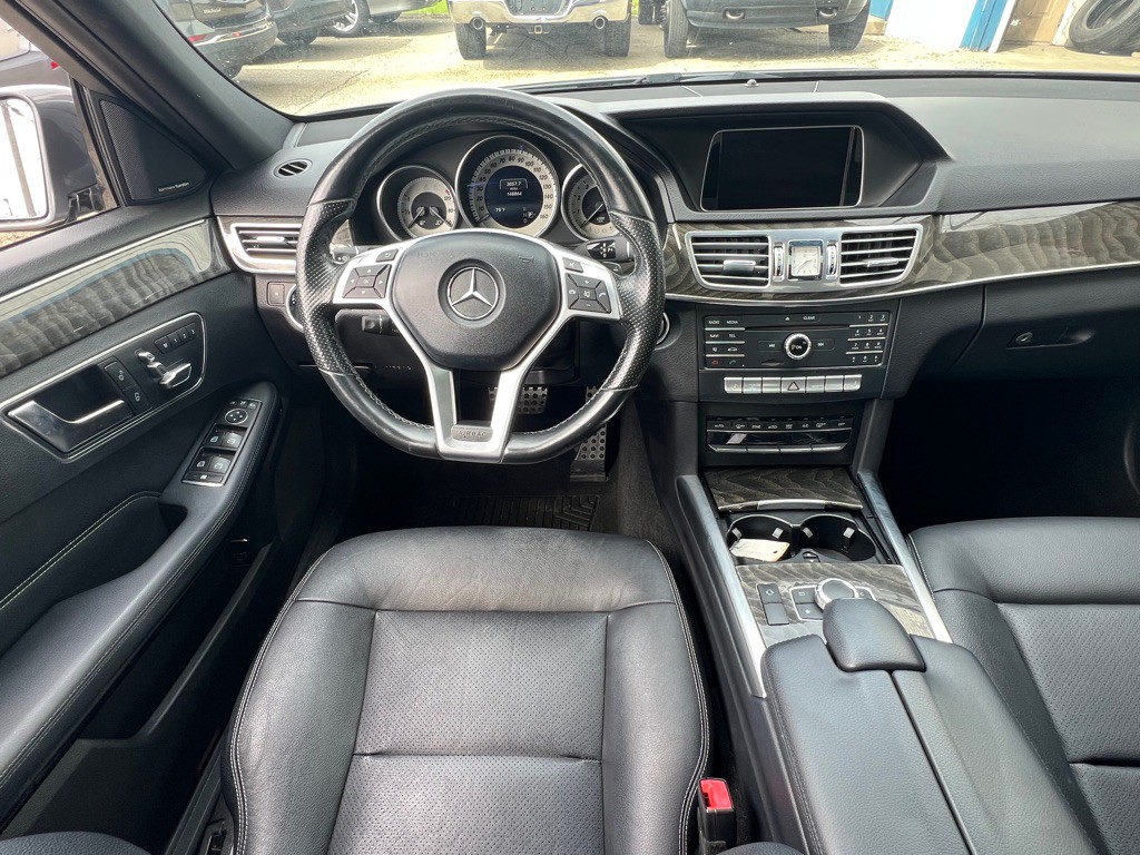 2016 Mercedes-Benz E-Class Image 8