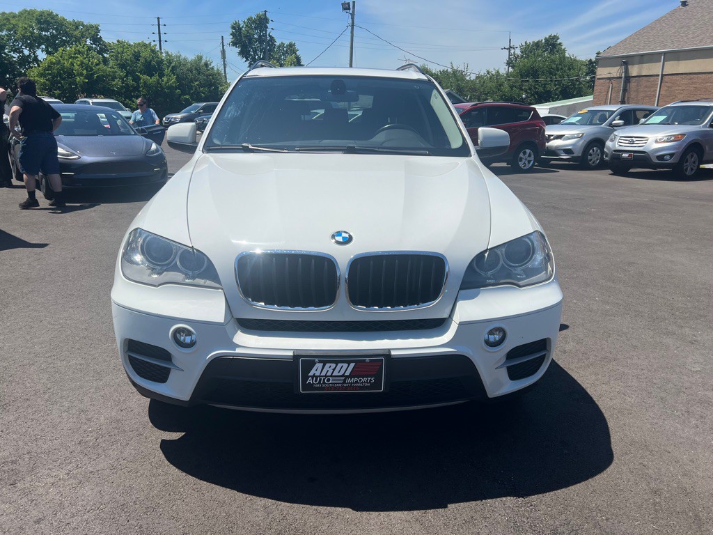 2012 BMW X5 Image 2
