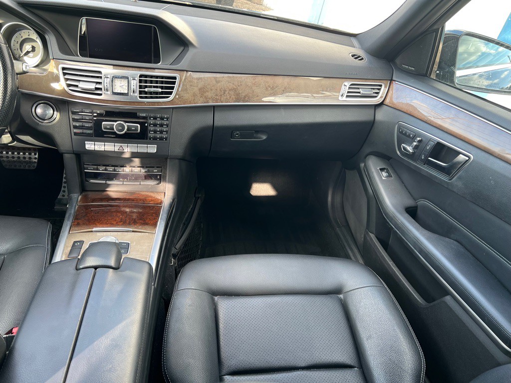 2014 Mercedes-Benz E-Class Image 11