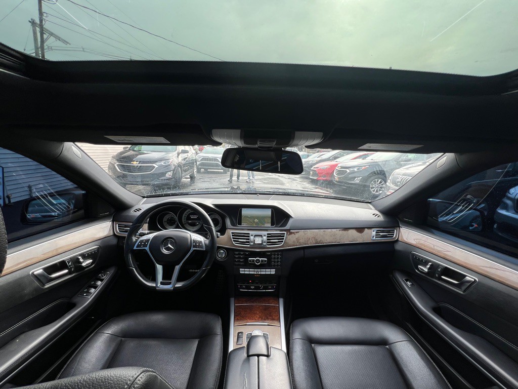 2014 Mercedes-Benz E-Class Image 12