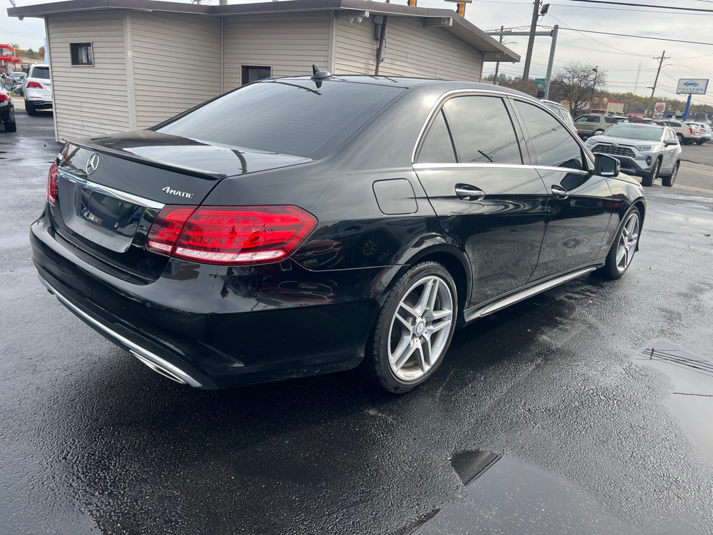 2014 Mercedes-Benz E-Class Image 17