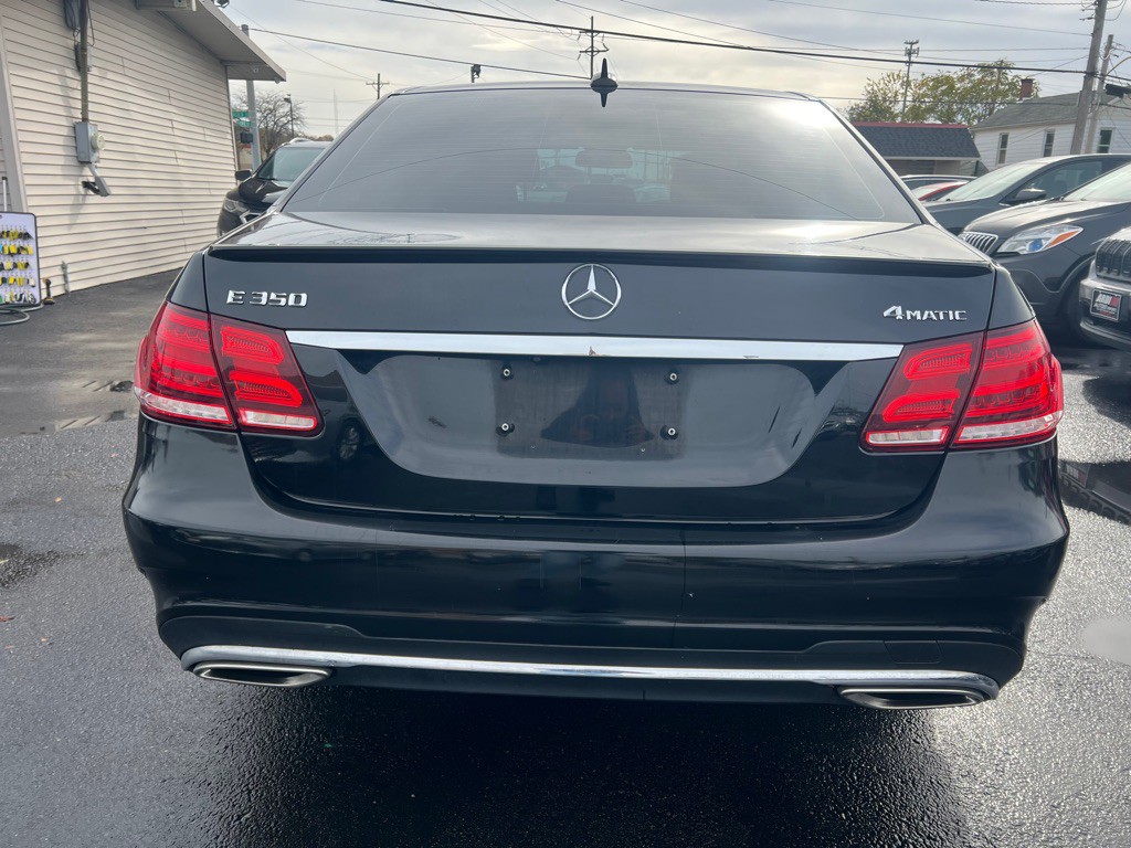 2014 Mercedes-Benz E-Class Image 19