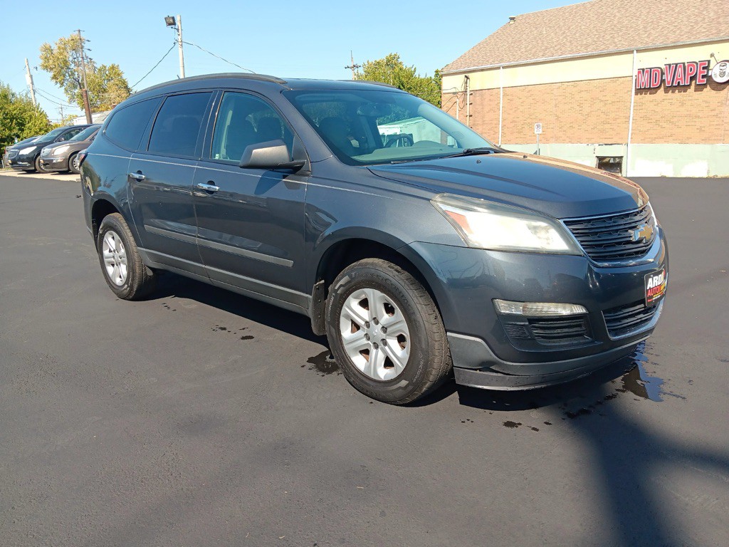 2014 Chevrolet Traverse Image 2