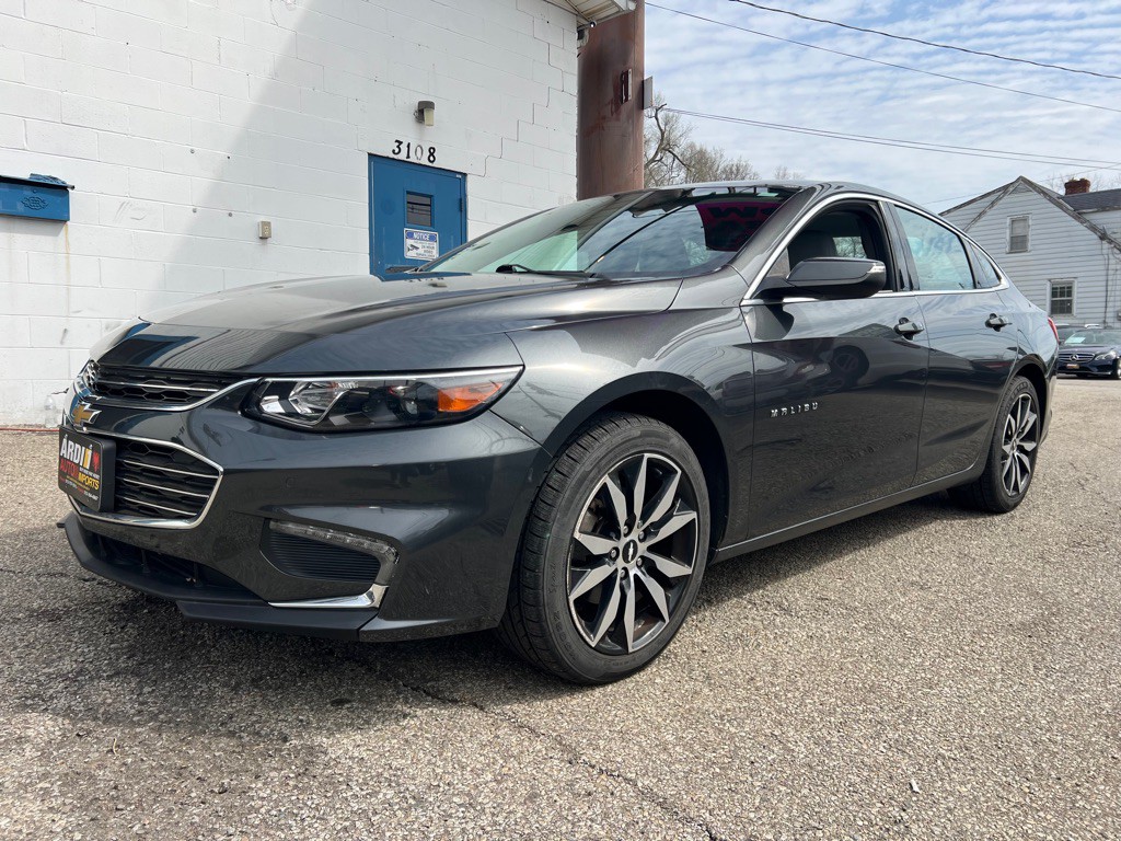 2016 Chevrolet Malibu Image 3
