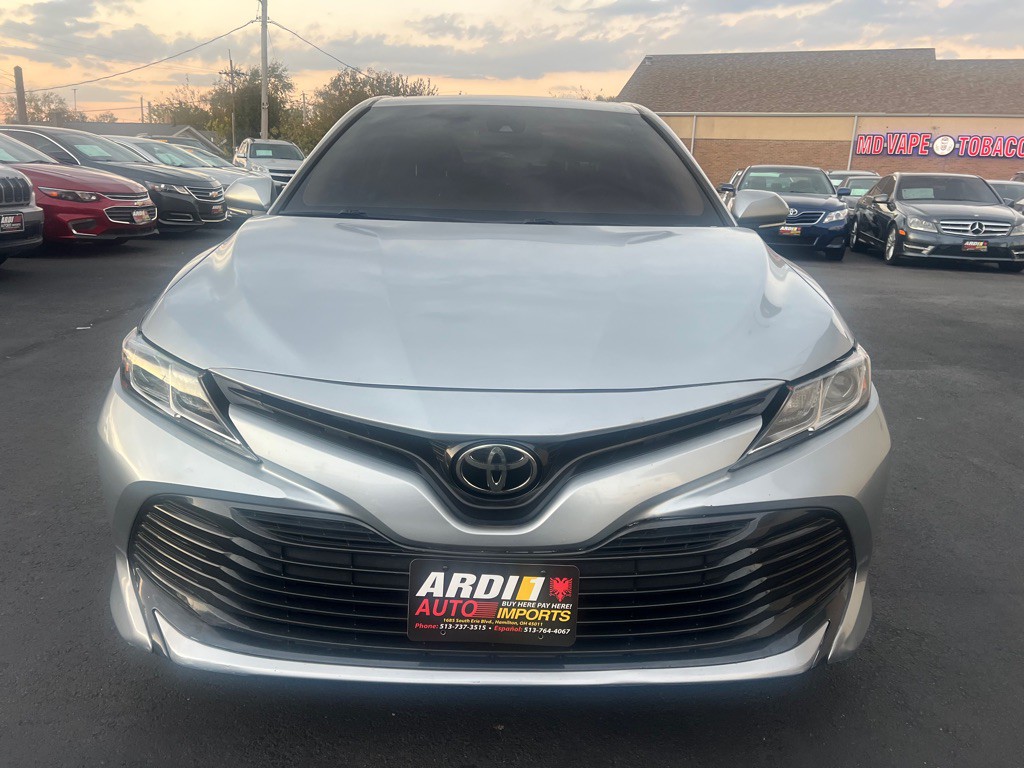 2018 Toyota Camry Image 1