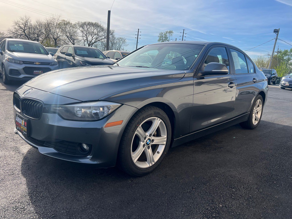 2014 BMW 3 Series Image 3