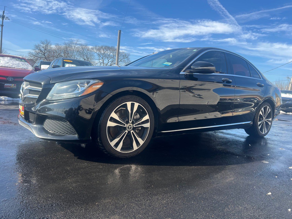 2018 Mercedes-Benz C-Class Image 4