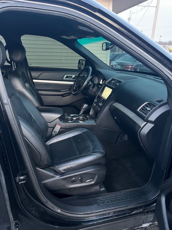 2016 Ford Explorer Image 6