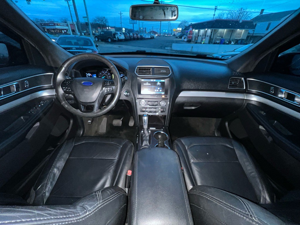 2016 Ford Explorer Image 14