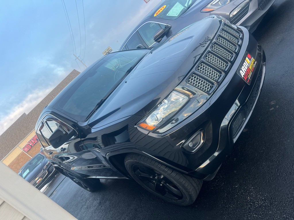 2015 Jeep Grand Cherokee Image 2