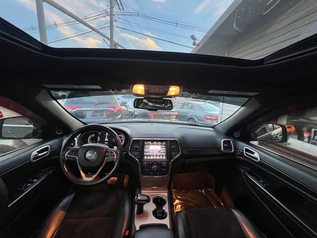 2015 Jeep Grand Cherokee Image 11