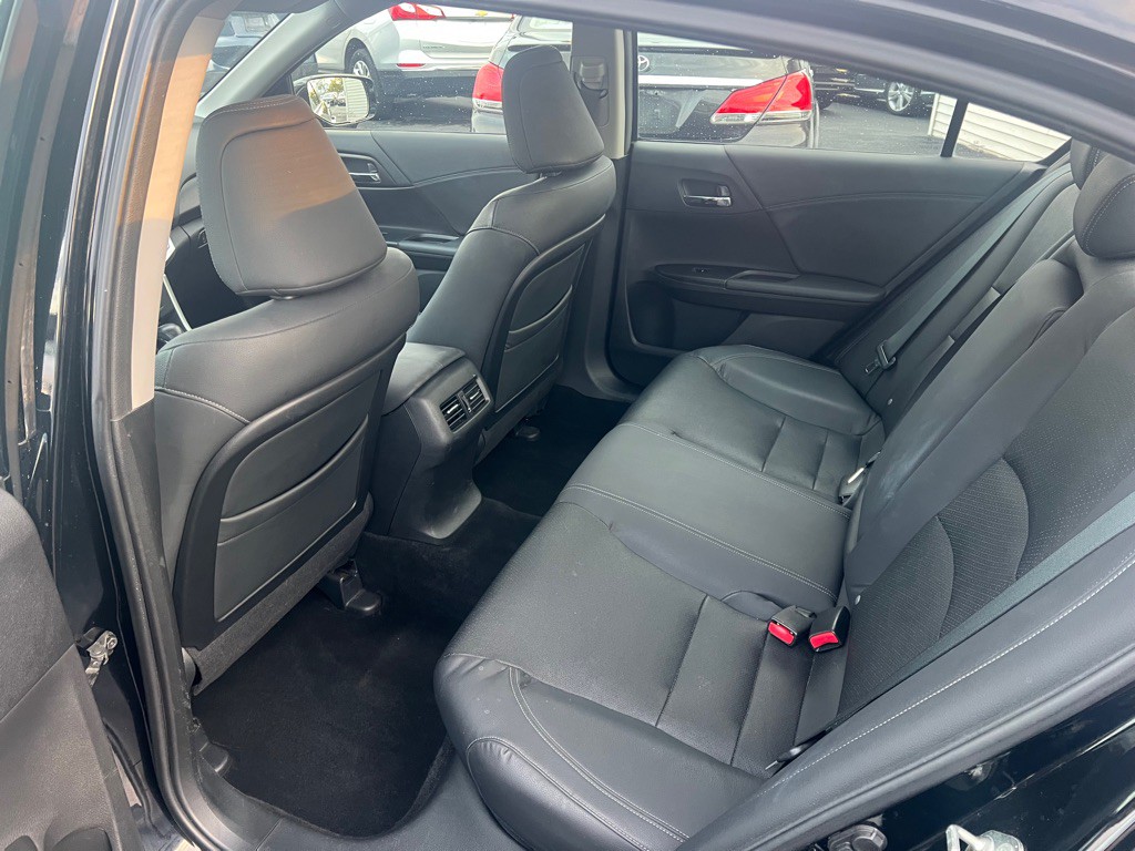 2013 Honda Accord Image 14