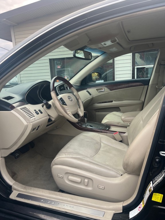 2012 Toyota Avalon Image 6