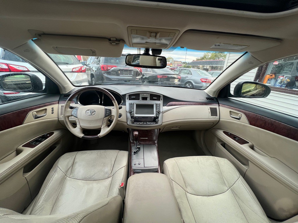 2012 Toyota Avalon Image 13