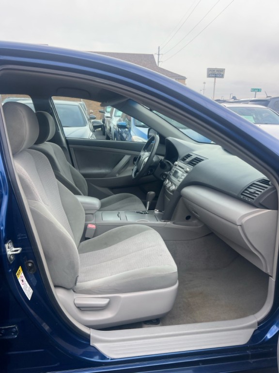 2010 Toyota Camry Image 6