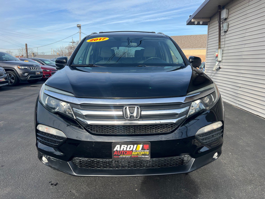 2017 Honda Pilot Image 2