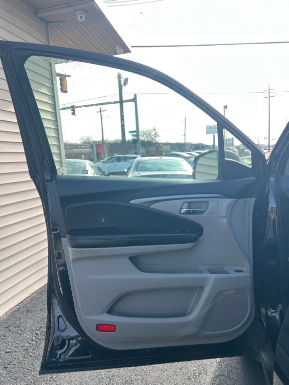 2017 Honda Pilot Image 7